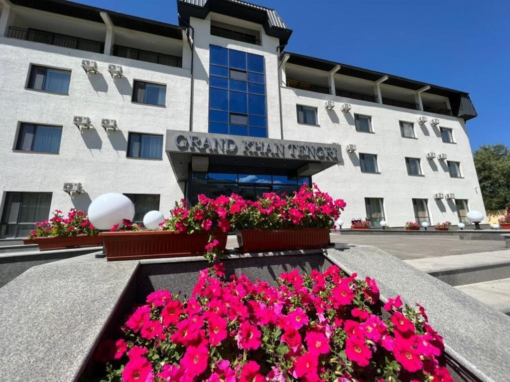 Grand Khan Tengri 4* Naryn Dış mekan fotoğraf