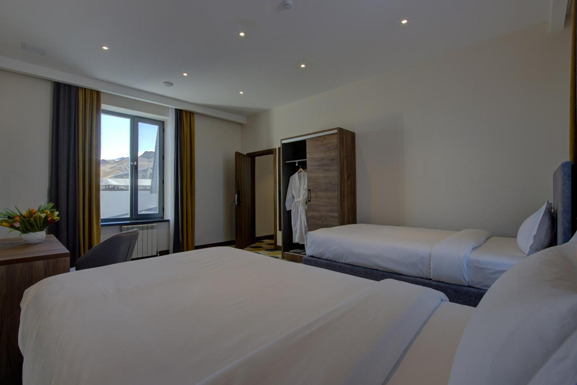 Grand Khan Tengri 4* Naryn Dış mekan fotoğraf